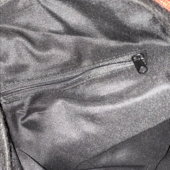 FRIENDS Black Backpack with Iconic Sitcom Design - Picture 3 of 6